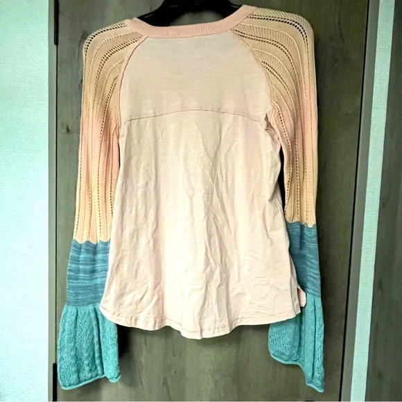 Sundance Cozy Canyon Flared Knit Sleeve Top - Picture 3 of 4
